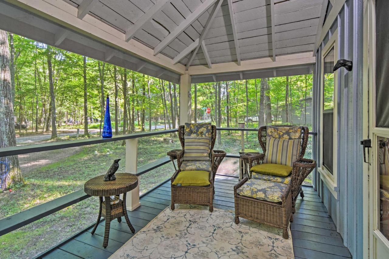 Pet-Friendly One Crow Cottage In Harbor Springs! Exterior foto